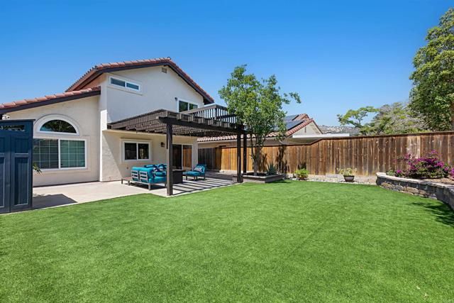 1252 Dos Hermanos, Escondido, CA 92027