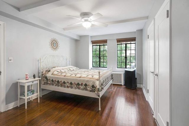 321 E 43rd St Apt 308, New York City, NY 10017