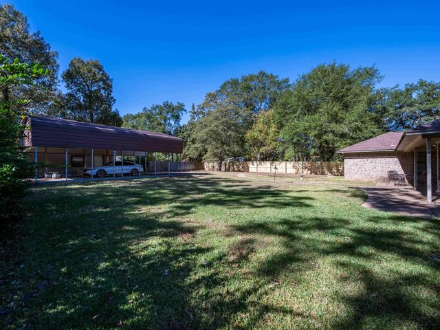 17984 Briarcrest, Flint, TX 75762