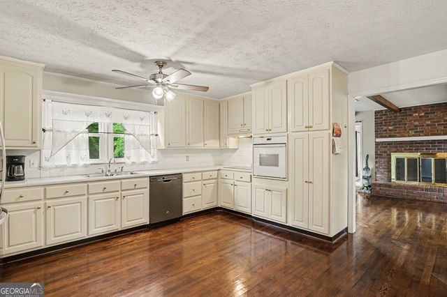 1019 E College Street, Griffin, GA 30224