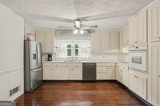 1019 E College Street, Griffin, GA 30224
