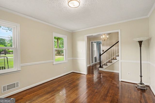 1019 E College Street, Griffin, GA 30224