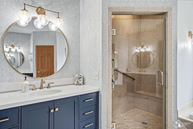 3985 Wood Haven Court, Lambertville, MI 48144