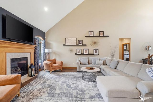 3985 Wood Haven Court, Lambertville, MI 48144