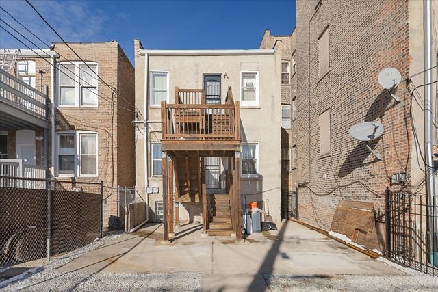 4211 W Gladys Avenue 2, Chicago, IL 60624