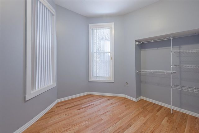 4211 W Gladys Avenue 2, Chicago, IL 60624
