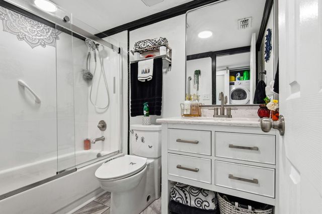 101 Old Ferry Road 24A, Shalimar, FL 32579