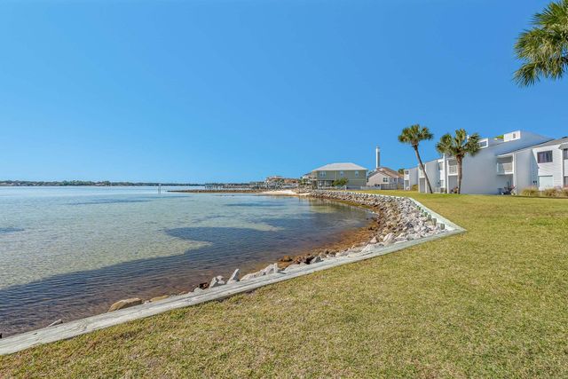 101 Old Ferry Road 24A, Shalimar, FL 32579