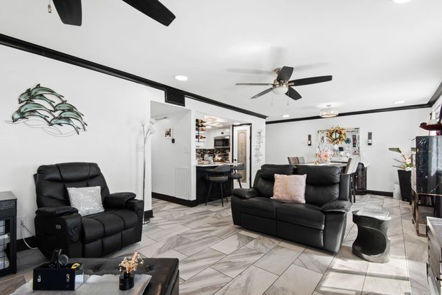 101 Old Ferry Road 24A, Shalimar, FL 32579