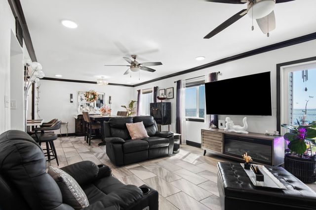 101 Old Ferry Road 24A, Shalimar, FL 32579