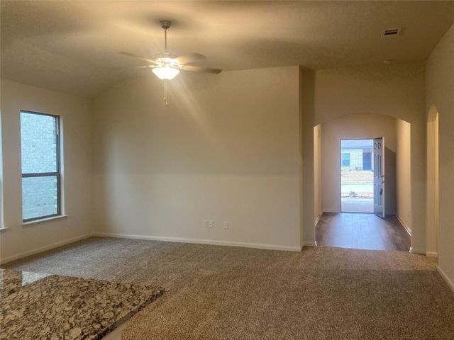 750 Keeneland Drive, Seagoville, TX 75159