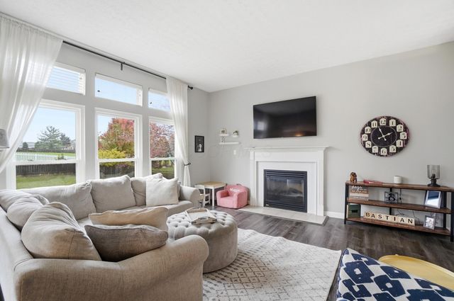 82 Lantern Chase Drive, Delaware, OH 43015