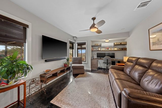 175 Limestone Ridge N, Kerrville, TX 78028