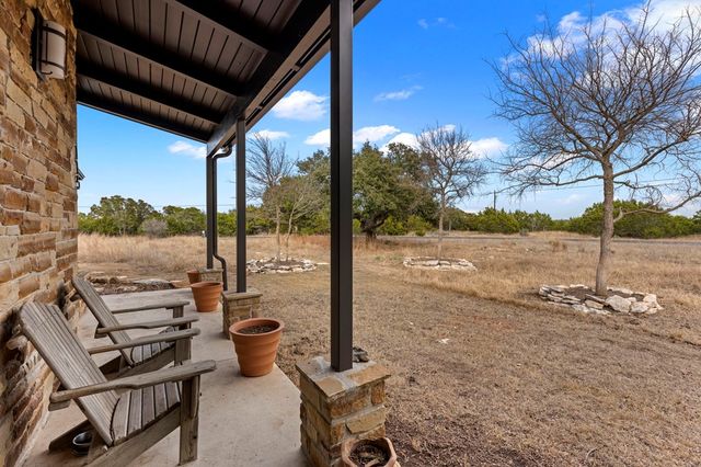 175 Limestone Ridge N, Kerrville, TX 78028