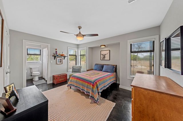 175 Limestone Ridge N, Kerrville, TX 78028