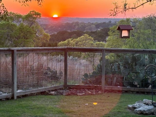 175 Limestone Ridge N, Kerrville, TX 78028