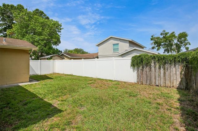 4828 GROVE POINT DRIVE, Tampa, FL 33624