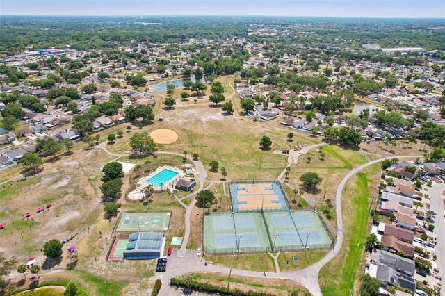 4828 GROVE POINT DRIVE, Tampa, FL 33624