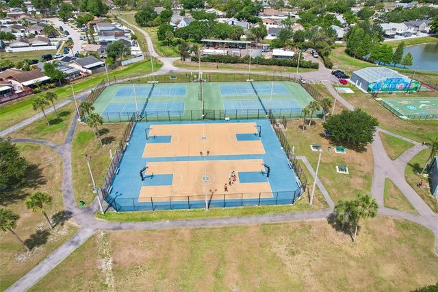 4828 GROVE POINT DRIVE, Tampa, FL 33624