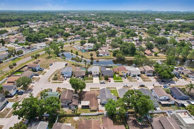 4828 GROVE POINT DRIVE, Tampa, FL 33624
