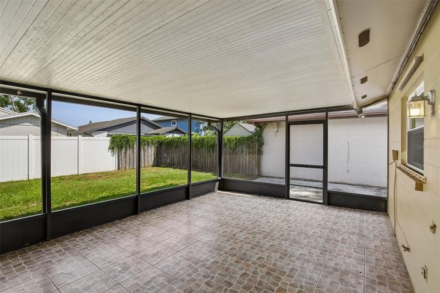 4828 GROVE POINT DRIVE, Tampa, FL 33624