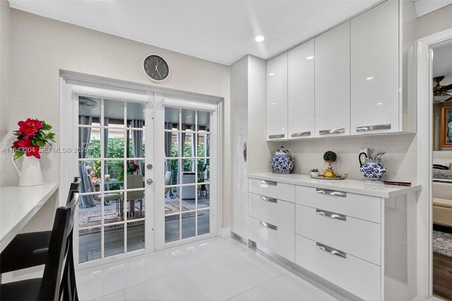 7291 NW 173rd Drive 100, Hialeah, FL 33015
