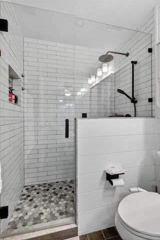 7291 NW 173rd Drive 100, Hialeah, FL 33015