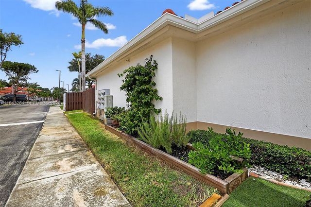 7291 NW 173rd Drive 100, Hialeah, FL 33015