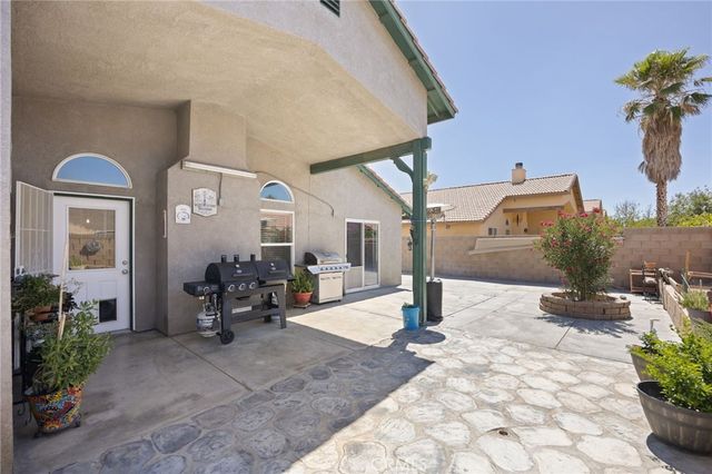 3325 Poplar st, Rosamond, CA 93560