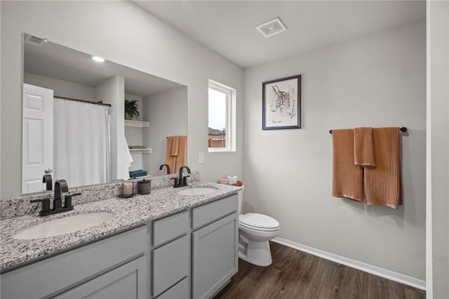 2657 Reynolds Street, Pea Ridge, AR 72751