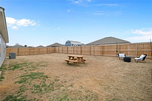 2657 Reynolds Street, Pea Ridge, AR 72751