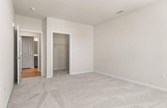 5 Peters Farm Way 109, Westborough, MA 01581