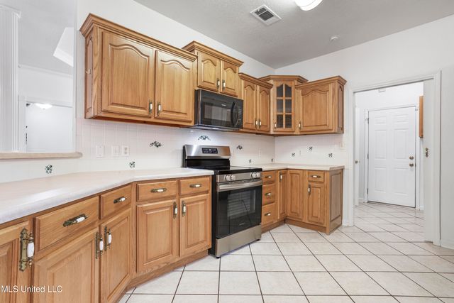 3801 Tangerine Street, Ocean Springs, MS 39564