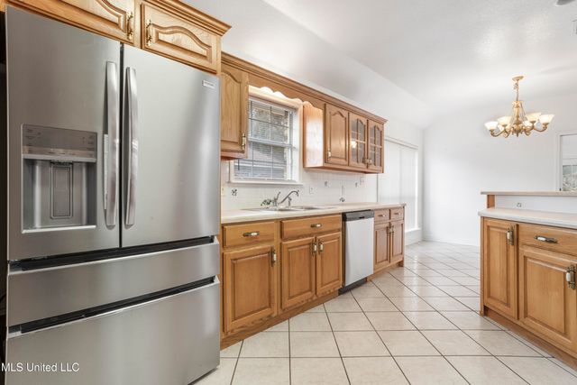 3801 Tangerine Street, Ocean Springs, MS 39564