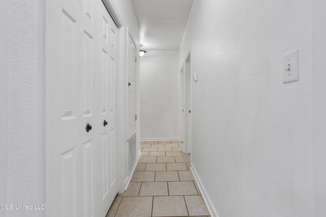 3801 Tangerine Street, Ocean Springs, MS 39564