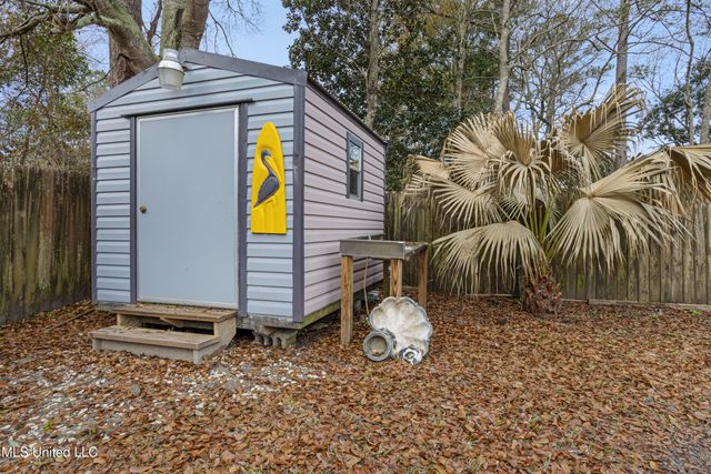 3801 Tangerine Street, Ocean Springs, MS 39564