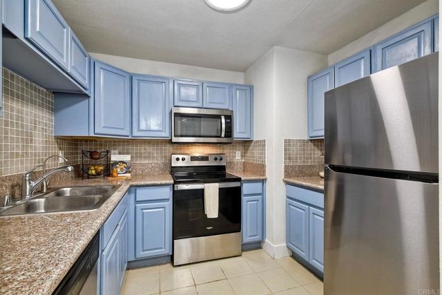 1350 N Escondido Boulevard 12, Escondido, CA 92026