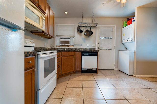 1420 N 17th Street, Grand Junction, CO 81501