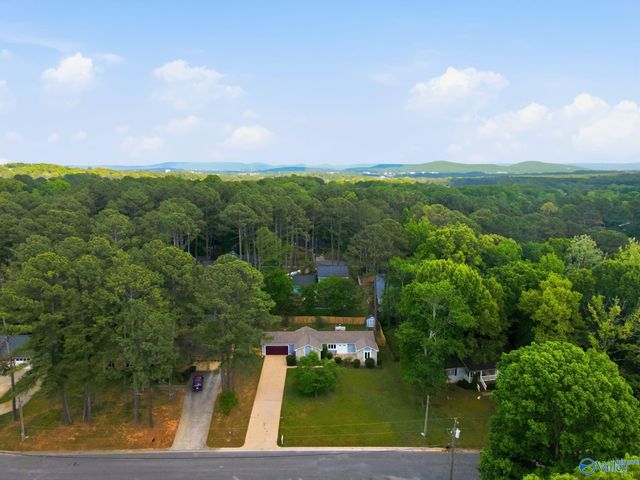 694 Crestview Drive, Madison, AL 35758