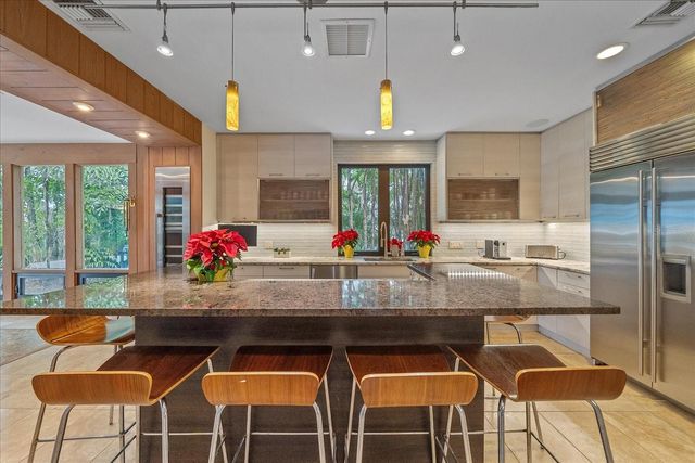 3348 OLD OAK DRIVE, Sarasota, FL 34239