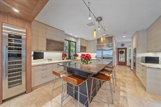 3348 OLD OAK DRIVE, Sarasota, FL 34239