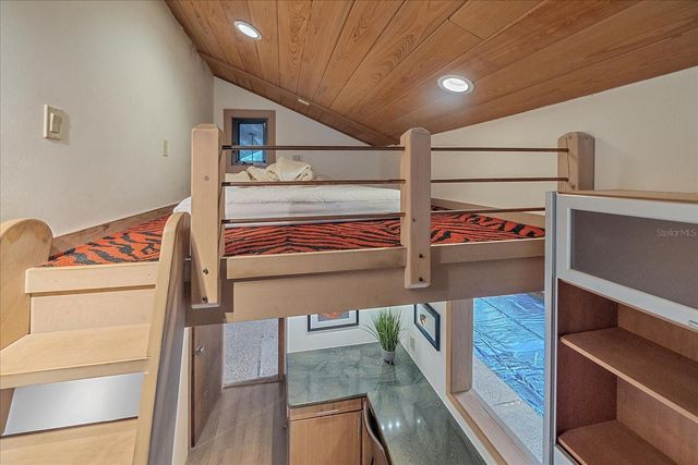 3348 OLD OAK DRIVE, Sarasota, FL 34239