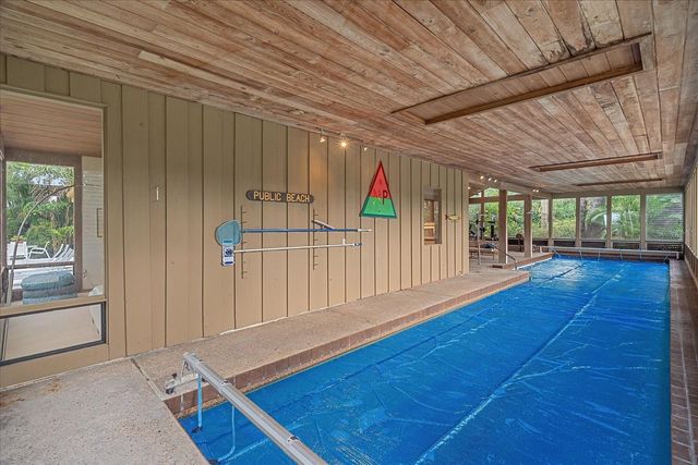 3348 OLD OAK DRIVE, Sarasota, FL 34239