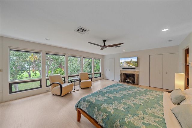 3348 OLD OAK DRIVE, Sarasota, FL 34239