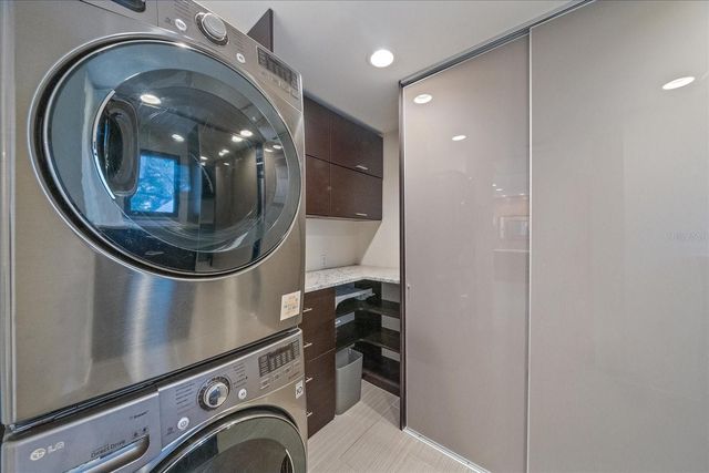 3348 OLD OAK DRIVE, Sarasota, FL 34239