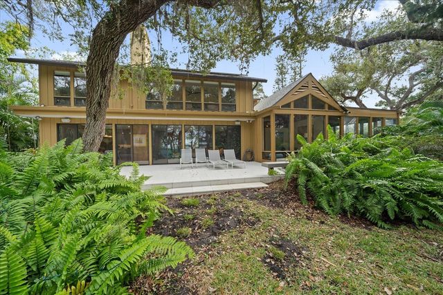 3348 OLD OAK DRIVE, Sarasota, FL 34239