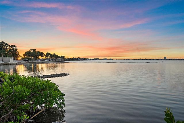 3348 OLD OAK DRIVE, Sarasota, FL 34239