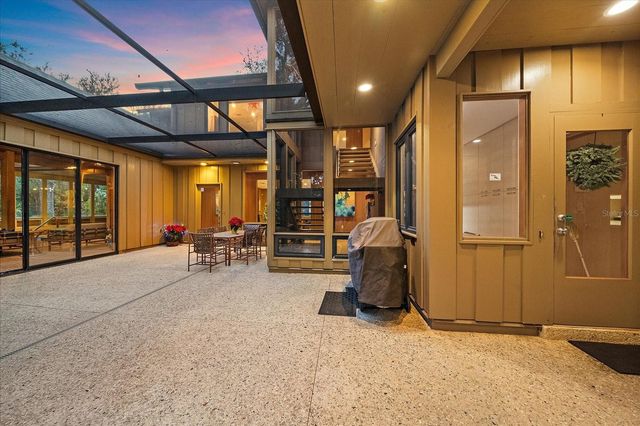 3348 OLD OAK DRIVE, Sarasota, FL 34239