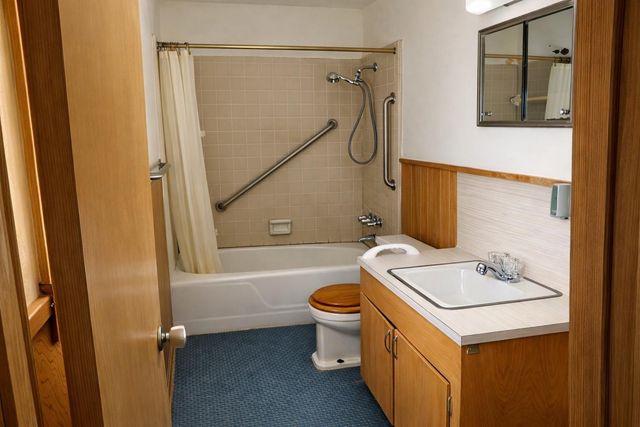 8820 Michael Street, East Bernard, TX 77435