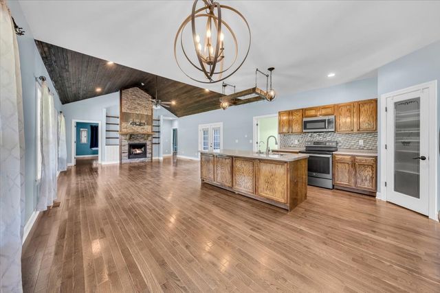 4855 Winchester Hwy, Estill Springs, TN 37330